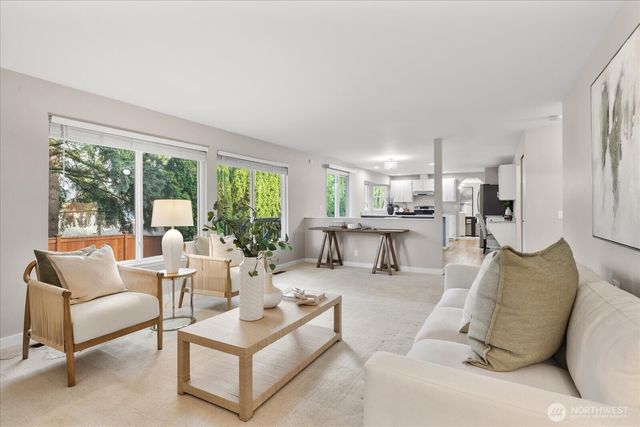 22621 8th Drive SE, Bothell, WA 98021