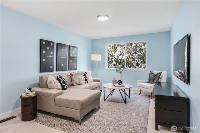 22621 8th Drive SE, Bothell, WA 98021