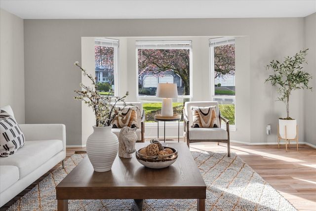 22621 8th Drive SE, Bothell, WA 98021