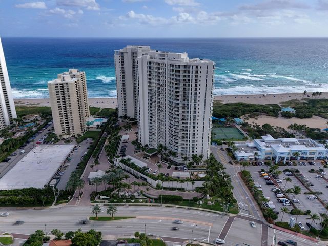 2700 N Ocean Drive 2005b, Singer Island, FL 33404