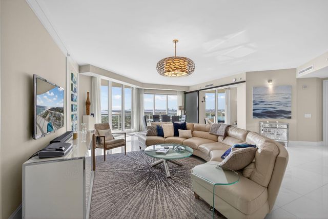 2700 N Ocean Drive 2005b, Singer Island, FL 33404