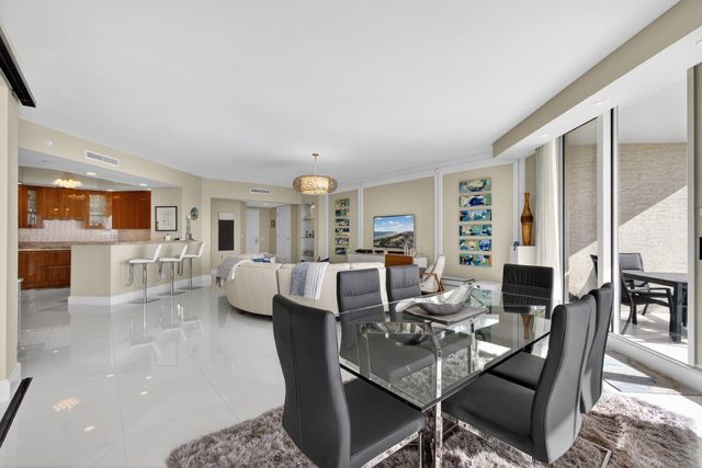2700 N Ocean Drive 2005b, Singer Island, FL 33404