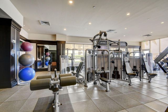 2700 N Ocean Drive 2005b, Singer Island, FL 33404