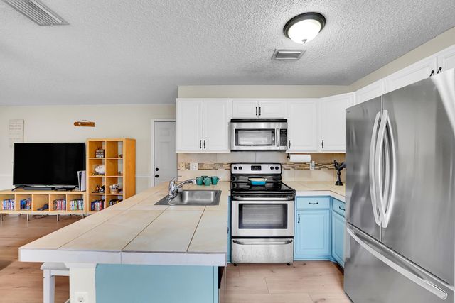 10359 Boynton Pl Circle, Boynton Beach, FL 33437