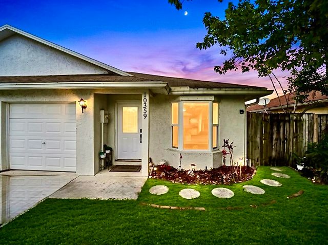 10359 Boynton Pl Circle, Boynton Beach, FL 33437