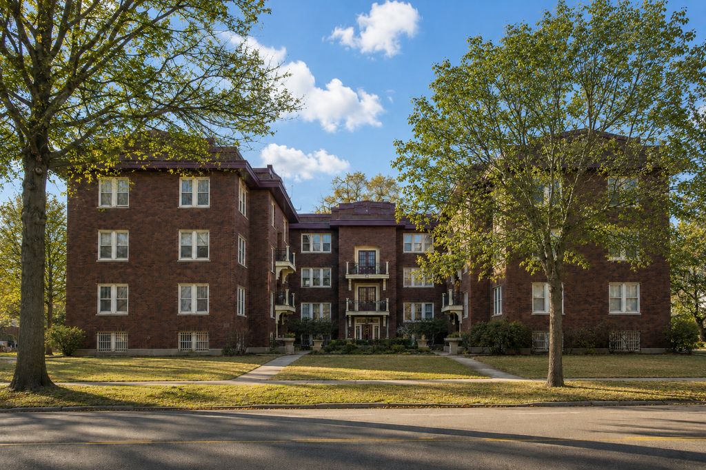 127 Lexington Parkway S 6, Saint Paul, MN 55105 — photo 2