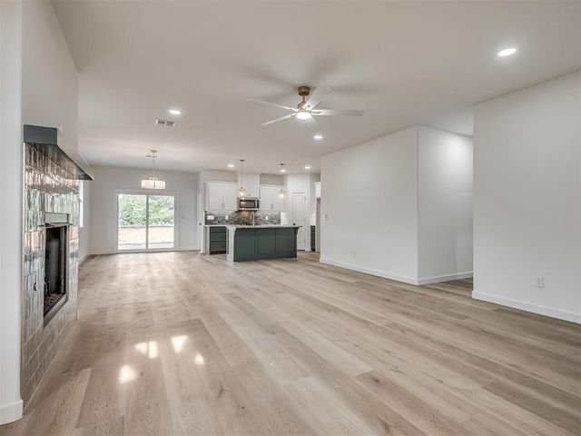 1901 Long Cove Avenue, Yukon, OK 73099