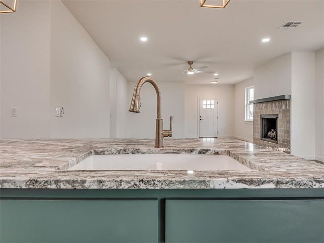 1901 Long Cove Avenue, Yukon, OK 73099
