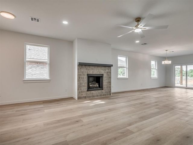 1901 Long Cove Avenue, Yukon, OK 73099