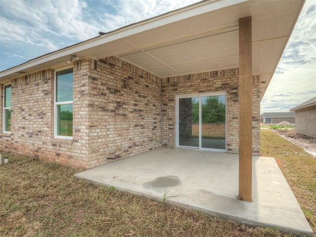 1901 Long Cove Avenue, Yukon, OK 73099
