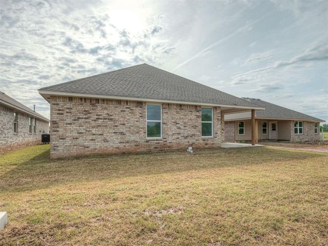 1901 Long Cove Avenue, Yukon, OK 73099