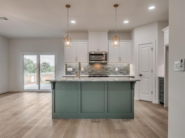 1901 Long Cove Avenue, Yukon, OK 73099