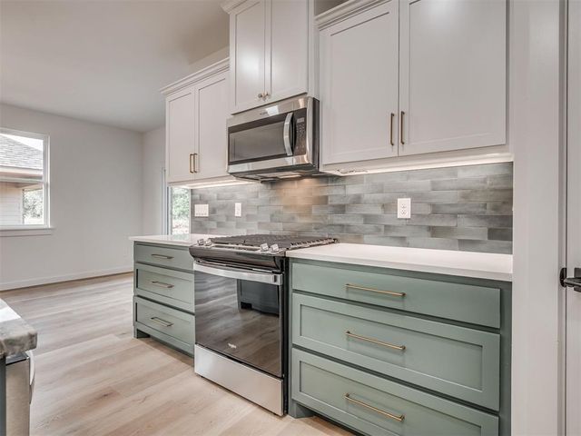 1901 Long Cove Avenue, Yukon, OK 73099