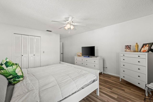 4862 Equestrian Road A, Boynton Beach, FL 33436