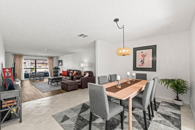 4862 Equestrian Road A, Boynton Beach, FL 33436