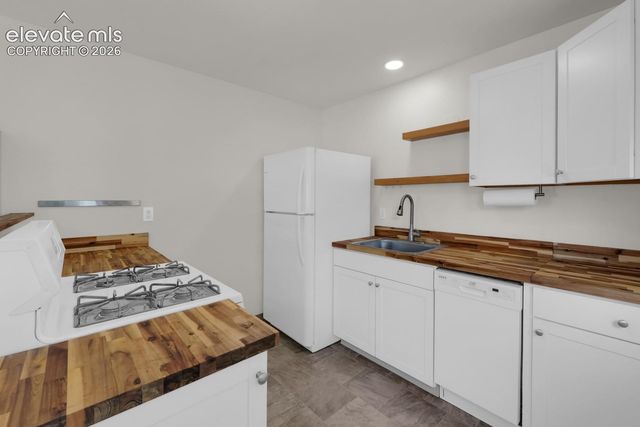 2617 Robinson Street, Colorado Springs, CO 80904