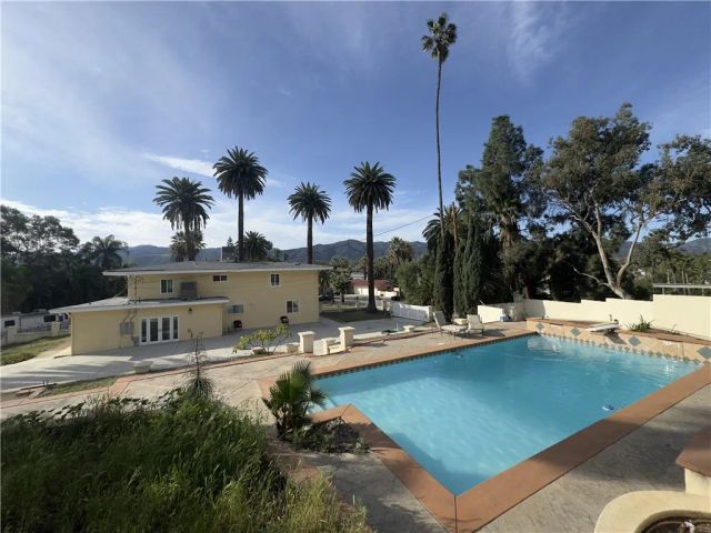 1607 cherokee, Corona, CA 92881