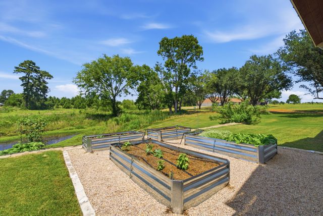 13054 CR 185, Bullard, TX 75757
