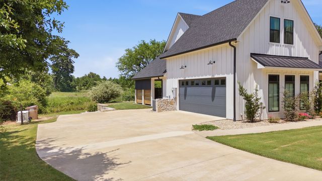 13054 CR 185, Bullard, TX 75757