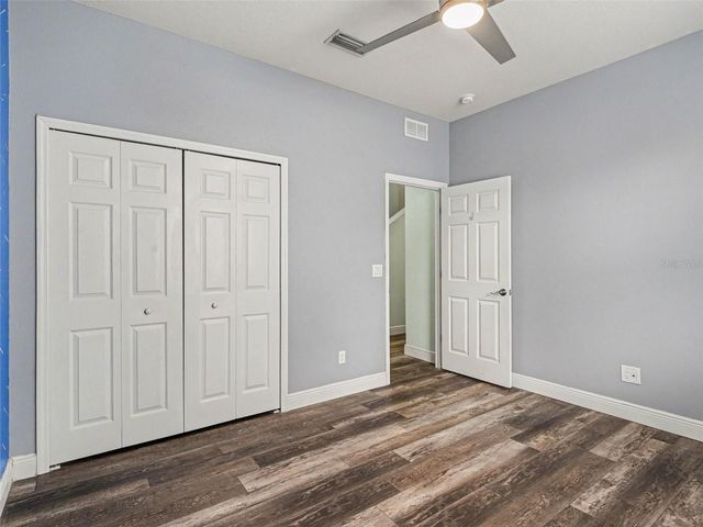 1656 PINYON PINE DR, Sarasota, FL 34240