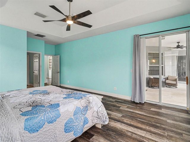 1656 PINYON PINE DR, Sarasota, FL 34240
