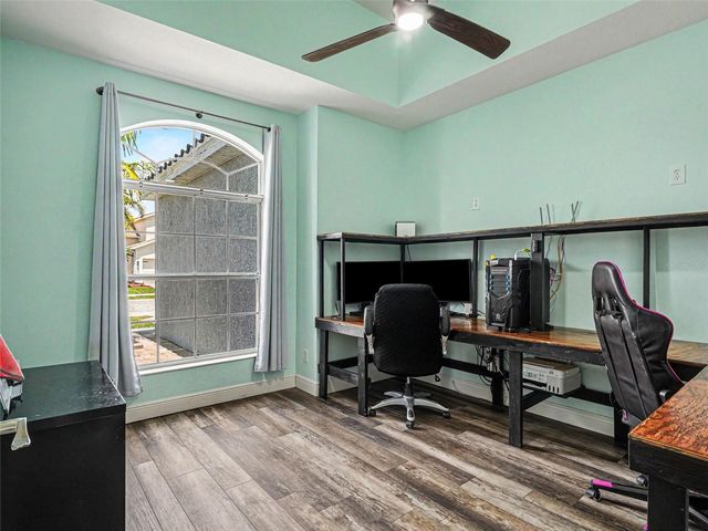 1656 PINYON PINE DR, Sarasota, FL 34240