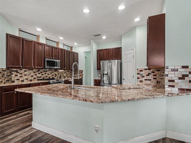 1656 PINYON PINE DR, Sarasota, FL 34240
