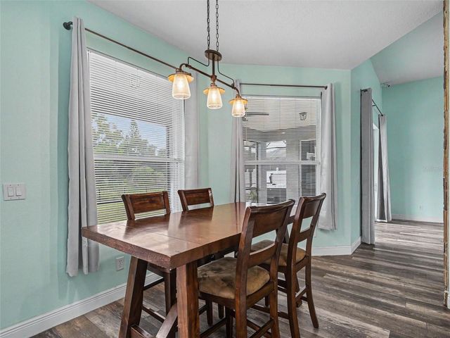 1656 PINYON PINE DR, Sarasota, FL 34240
