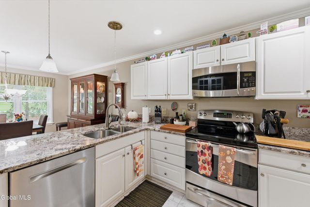 2495 E Nott Street, Niskayuna, NY 12309