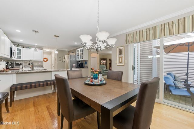 2495 E Nott Street, Niskayuna, NY 12309