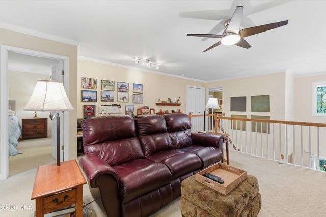 2495 E Nott Street, Niskayuna, NY 12309