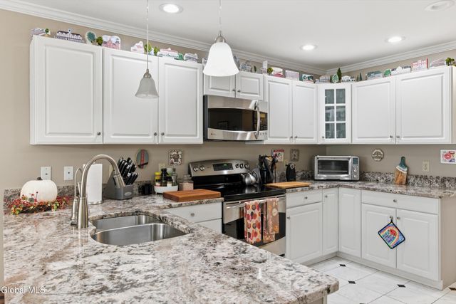 2495 E Nott Street, Niskayuna, NY 12309