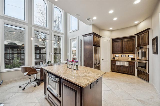 6506 Rodrigo Street, Houston, TX 77007