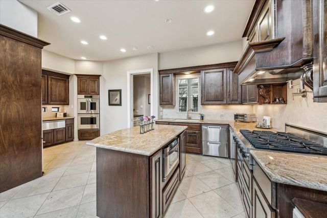 6506 Rodrigo Street, Houston, TX 77007