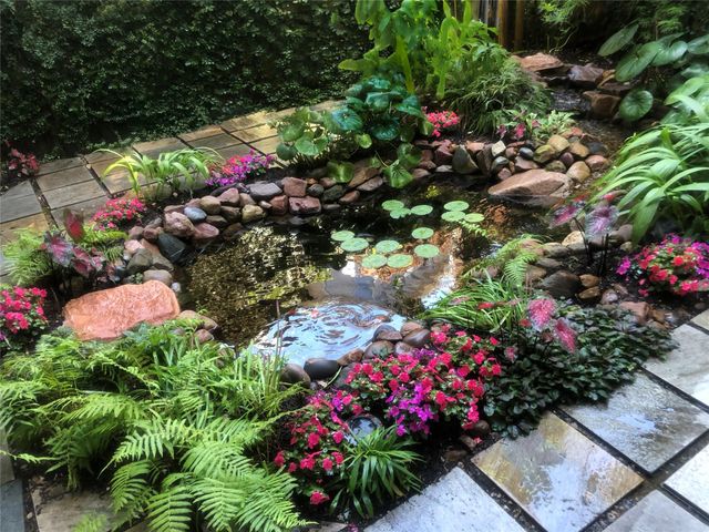 6506 Rodrigo Street, Houston, TX 77007