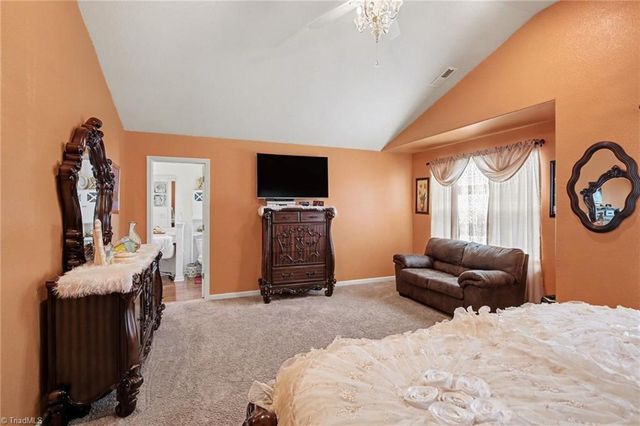 4621 Glencraig Avenue, Greensboro, NC 27405