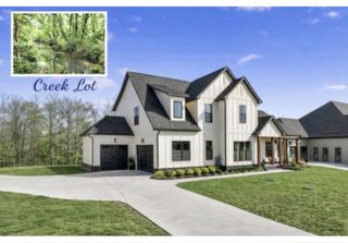 6825 Springwater St, Smyrna, TN 37167