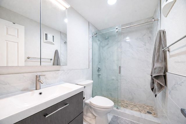 4651 1ST STREET NE 303, St Petersburg, FL 33703