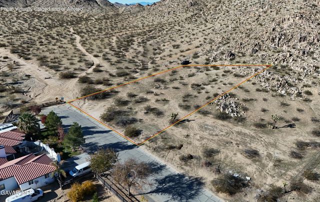 High Chaparral Ave, Palmdale, CA 93591