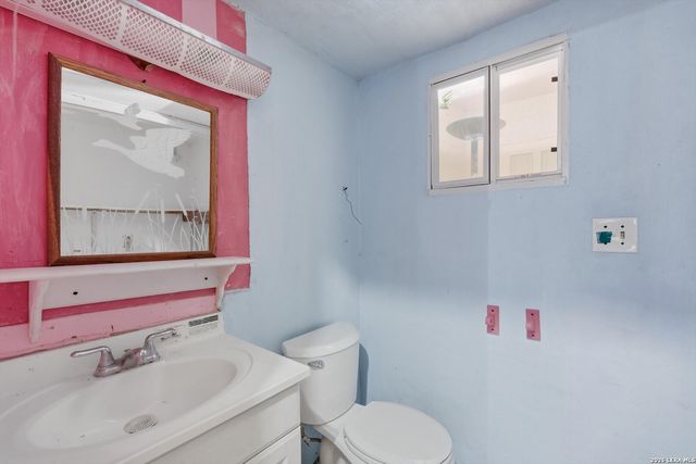 7060 Glen Mist, San Antonio, TX 78239