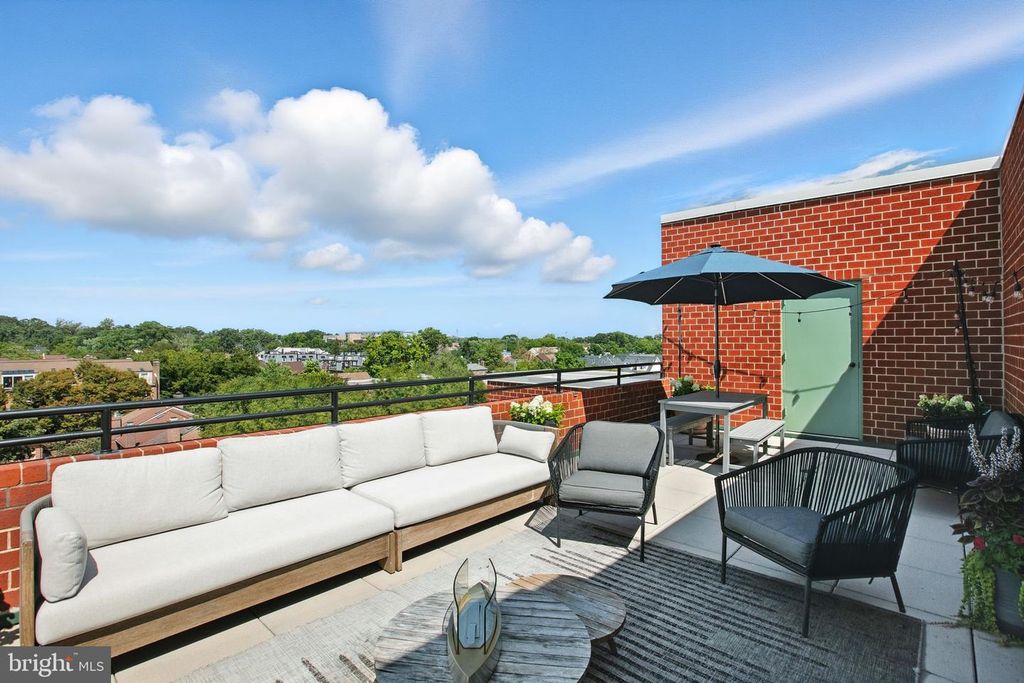 1050 N TAYLOR ST #1-709, Arlington, VA 22201