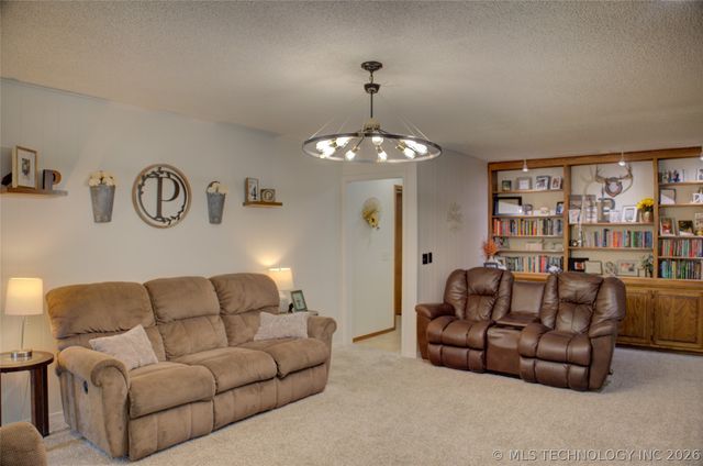 3105 Magnolia Court, Sand Springs, OK 74063