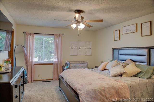 3105 Magnolia Court, Sand Springs, OK 74063