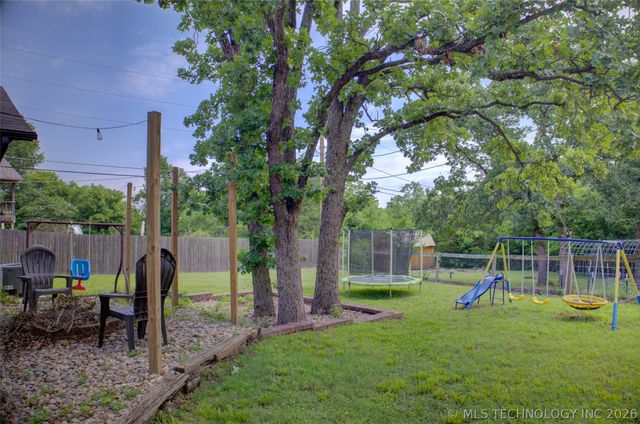 3105 Magnolia Court, Sand Springs, OK 74063