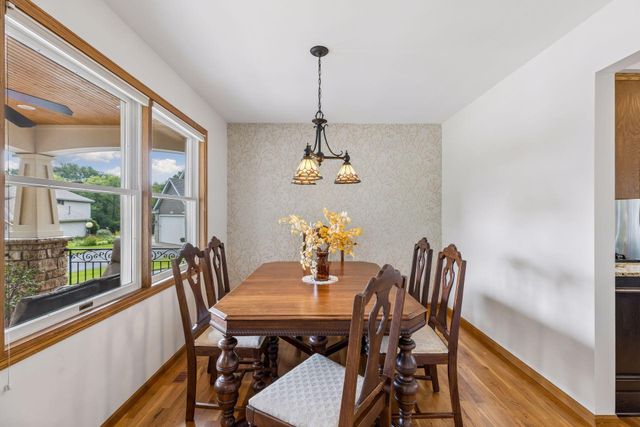1008 Eagle Ridge Court, Stillwater, MN 55082