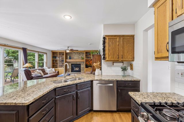 1008 Eagle Ridge Court, Stillwater, MN 55082