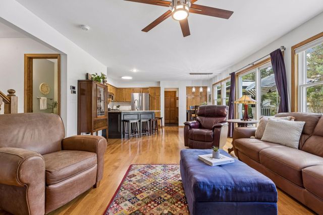 1008 Eagle Ridge Court, Stillwater, MN 55082