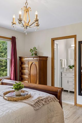 1008 Eagle Ridge Court, Stillwater, MN 55082