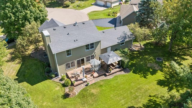 1008 Eagle Ridge Court, Stillwater, MN 55082