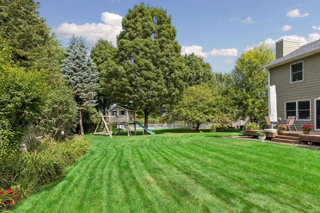 1008 Eagle Ridge Court, Stillwater, MN 55082